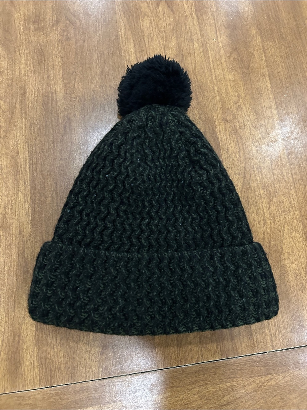 Chunky Knit Pom Beanie - Black